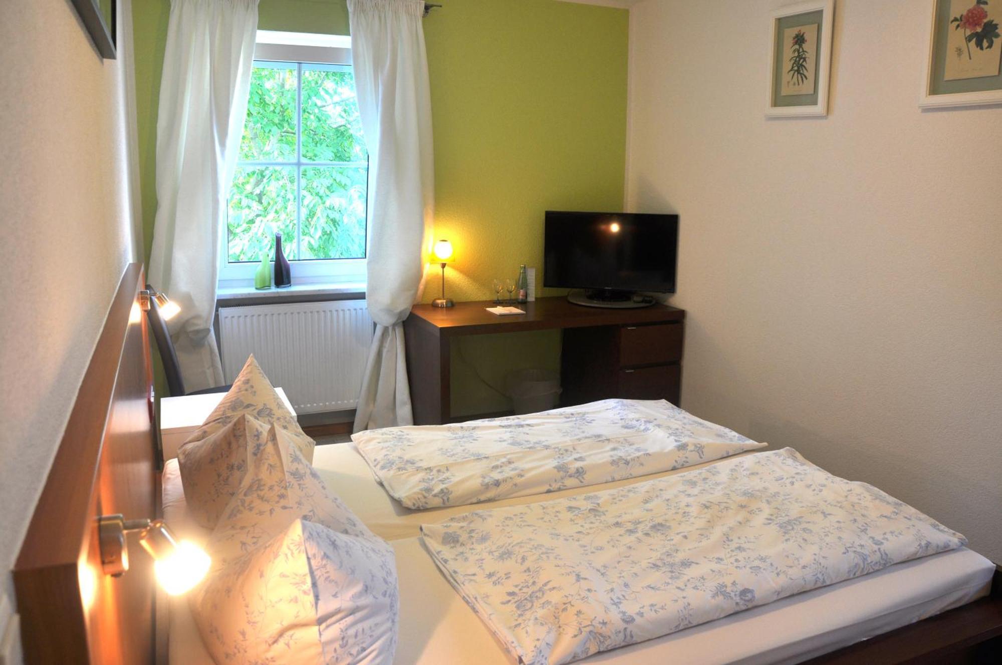 Hotel Muehleinsel Kenzingen Oda fotoğraf